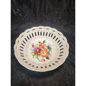 Hand Painted Porcelain Reticulated Fruit Bowl Japan EUC